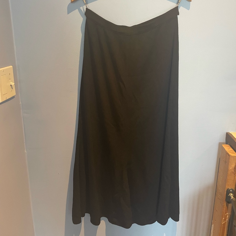 Perfect long black skirt